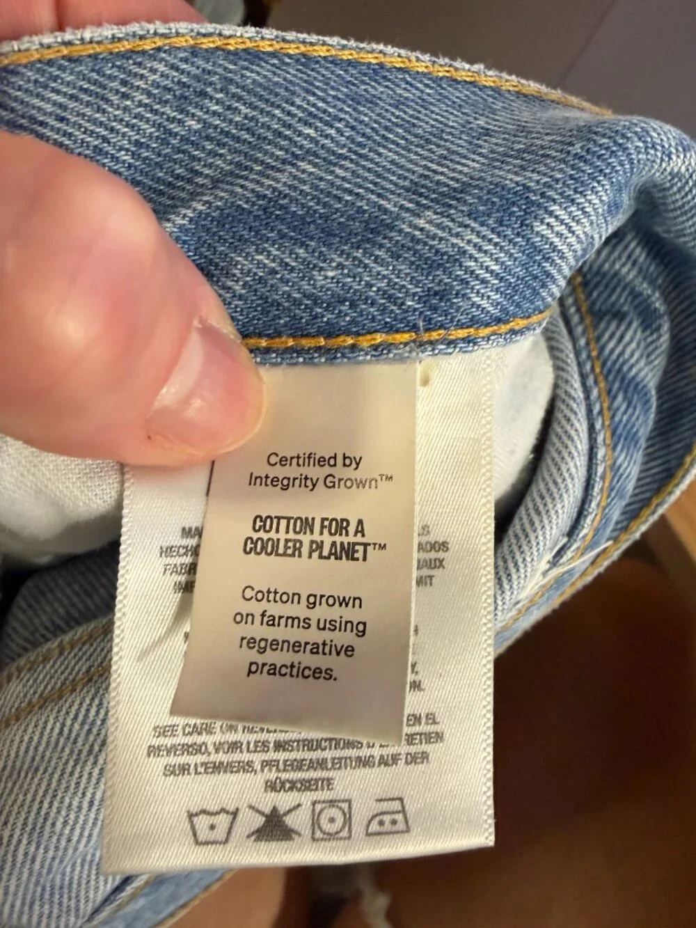 AGOLDE Parker Long Distressed Denim Cutoff Shorts – 29 – Light Wash- MSRP $148